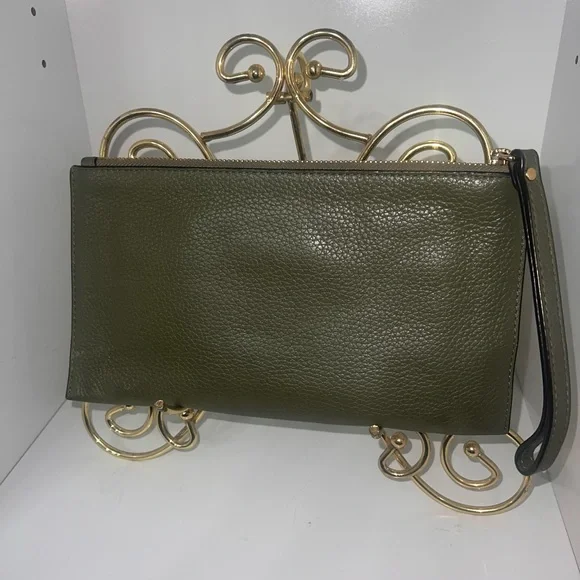 Michael Kors Clutch - Picture 7 of 8